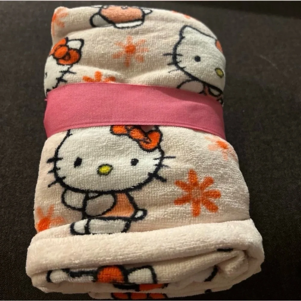Hello Kitty Peach Cotton Hand Towels Set of 2
